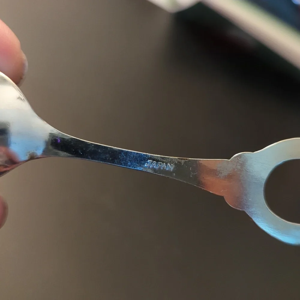 Spoon - Picture 3 of 6